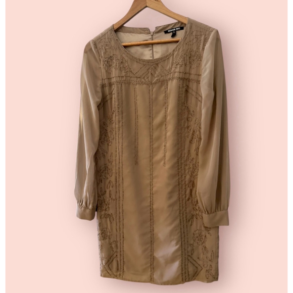 Women's Gianni Bini Beige Shift Dress Size 2 - Picture 1 of 6